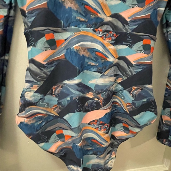 Axesea  Women’s Rashguard Long Sleeve Swimsuit - Picture 5 of 15